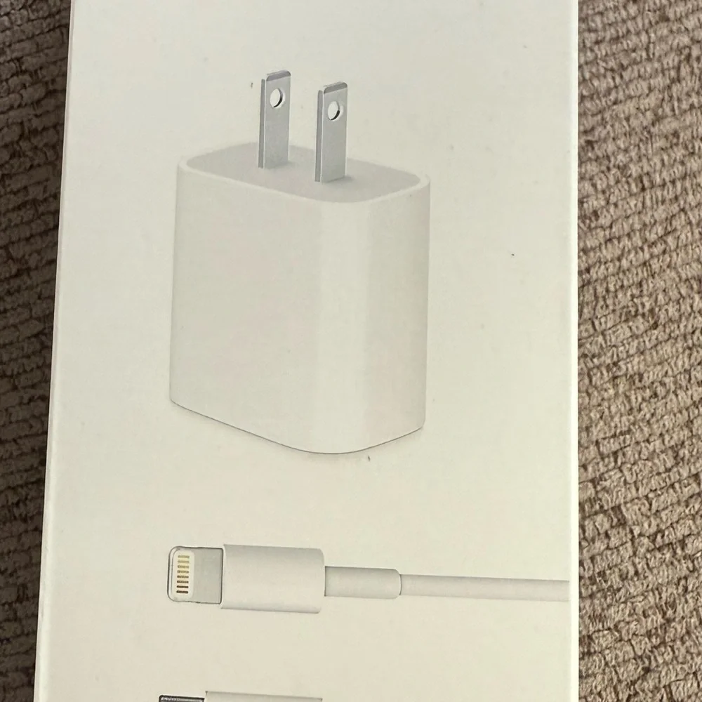 20W USB-C Wall Charger & USB-C to Lightning Cable Set | New in Box